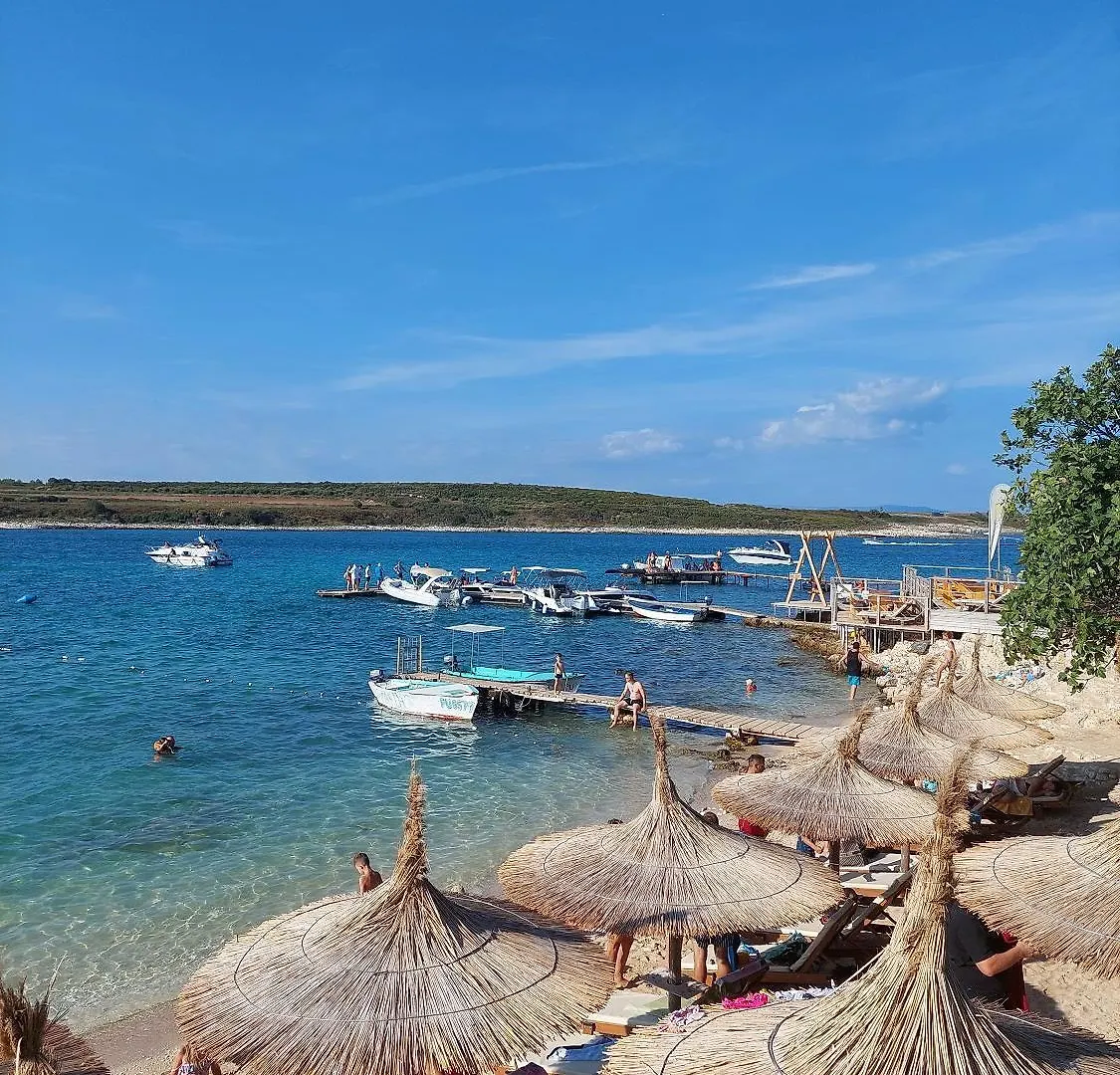 Ferienwohnung Mit Pool, Klima, Grillplatz, Balkon Medulin Croatia